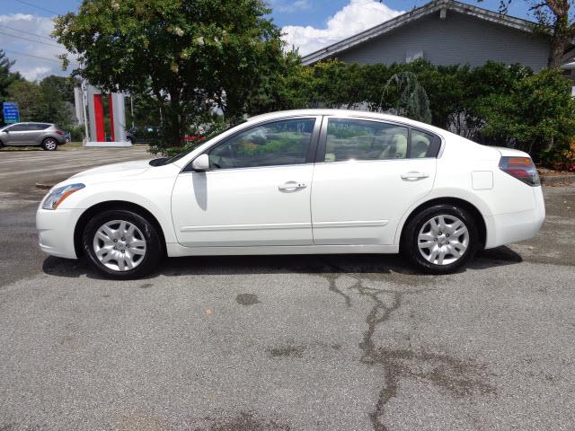 2012 Nissan Altima GS-R