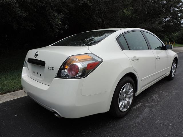 2012 Nissan Altima Unknown