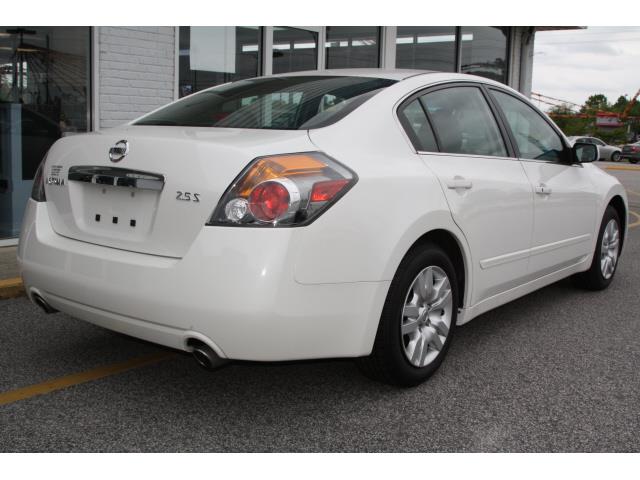 2012 Nissan Altima Pickupslt Quad Cab SWB 4WD 4x4 Truck