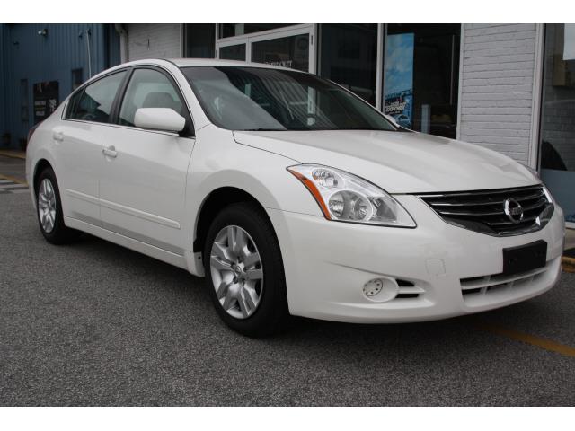 2012 Nissan Altima Pickupslt Quad Cab SWB 4WD 4x4 Truck