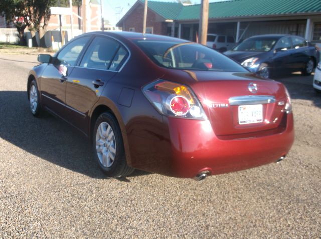 2012 Nissan Altima Pickupslt Quad Cab SWB 4WD 4x4 Truck