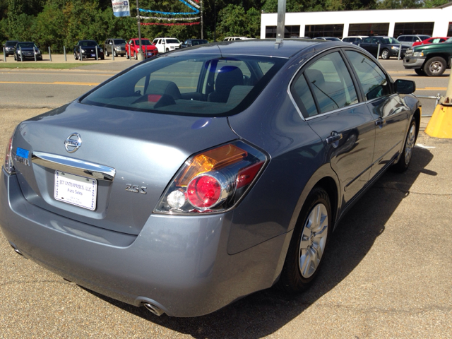 2012 Nissan Altima Pickupslt Quad Cab SWB 4WD 4x4 Truck