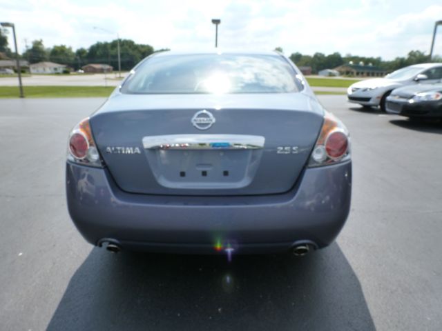 2012 Nissan Altima Pickupslt Quad Cab SWB 4WD 4x4 Truck