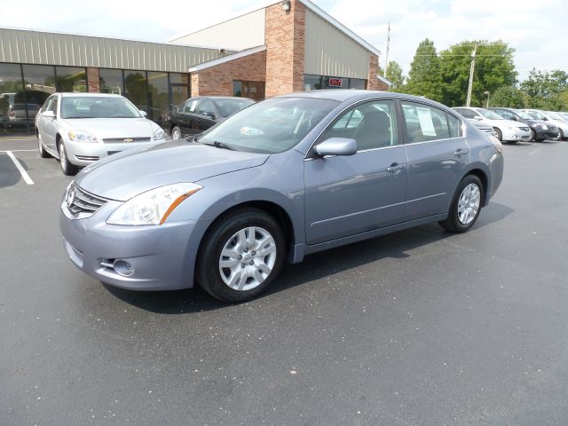 2012 Nissan Altima Pickupslt Quad Cab SWB 4WD 4x4 Truck