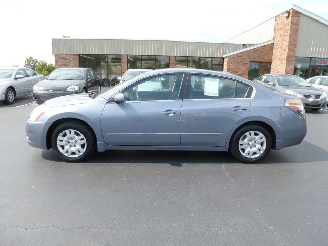 2012 Nissan Altima Pickupslt Quad Cab SWB 4WD 4x4 Truck