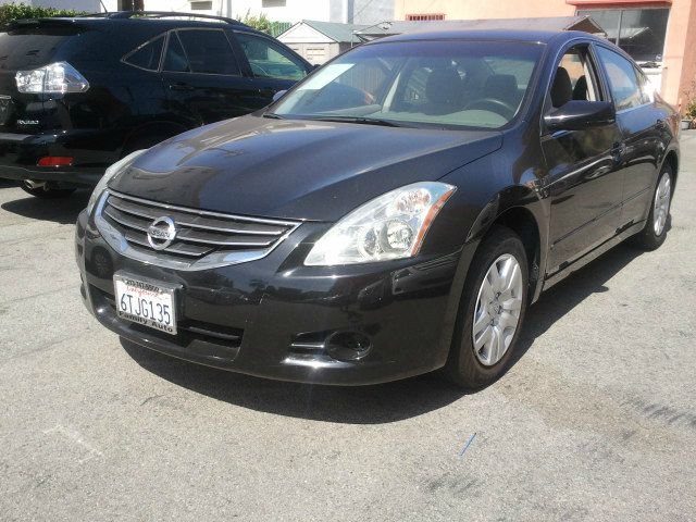 2012 Nissan Altima Pickupslt Quad Cab SWB 4WD 4x4 Truck