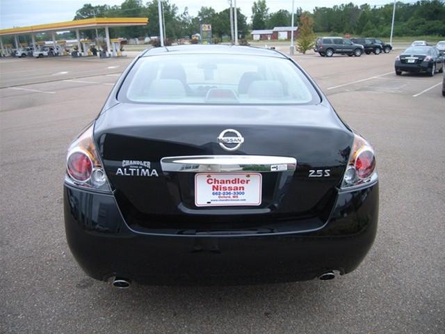 2012 Nissan Altima Pickupslt Quad Cab SWB 4WD 4x4 Truck