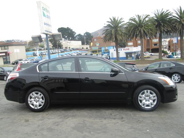 2012 Nissan Altima Pickupslt Quad Cab SWB 4WD 4x4 Truck