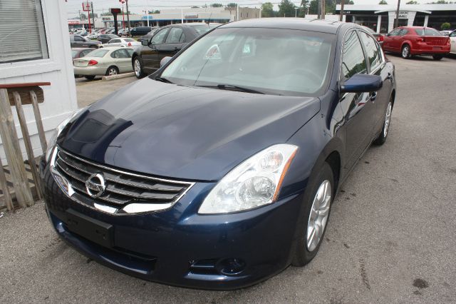 2012 Nissan Altima GS-R