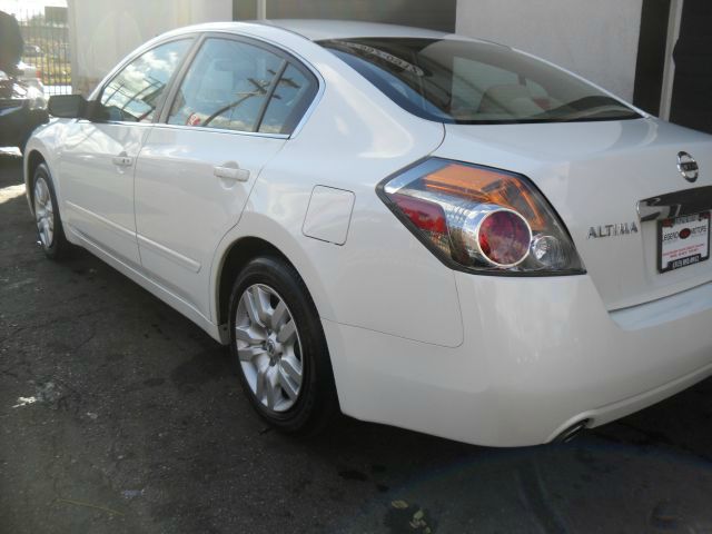 2012 Nissan Altima Pickupslt Quad Cab SWB 4WD 4x4 Truck