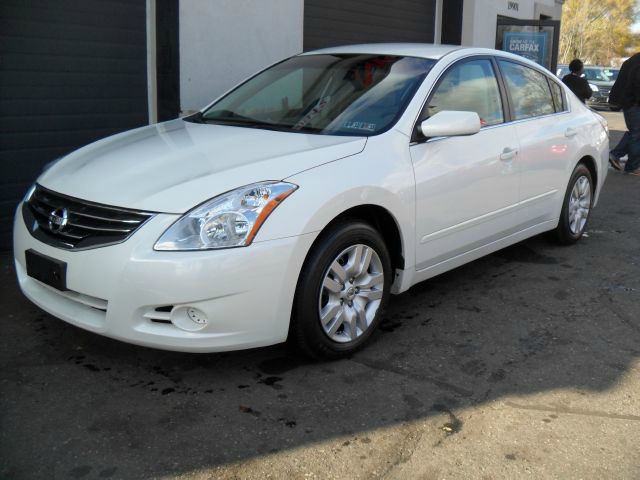 2012 Nissan Altima Pickupslt Quad Cab SWB 4WD 4x4 Truck