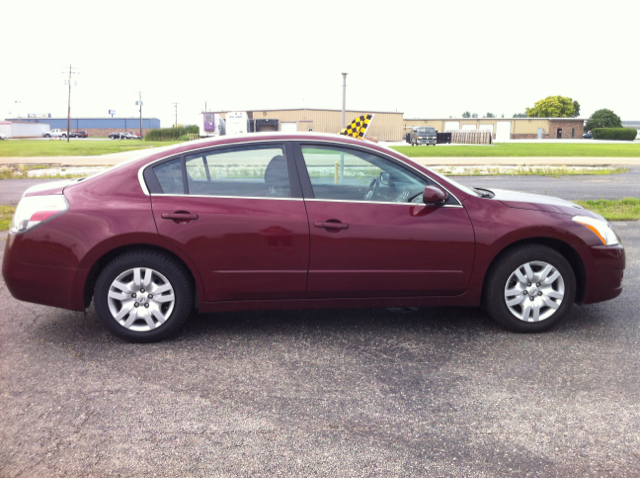 2012 Nissan Altima Pickupslt Quad Cab SWB 4WD 4x4 Truck