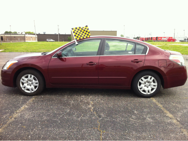 2012 Nissan Altima Pickupslt Quad Cab SWB 4WD 4x4 Truck