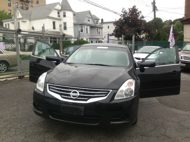 2012 Nissan Altima Pickupslt Quad Cab SWB 4WD 4x4 Truck