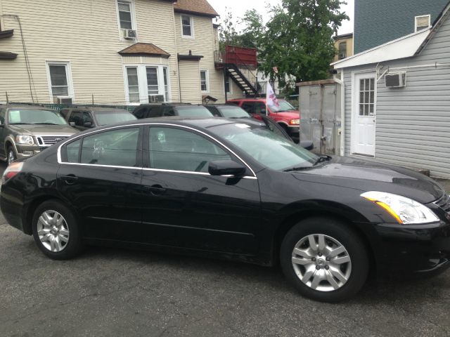 2012 Nissan Altima Pickupslt Quad Cab SWB 4WD 4x4 Truck