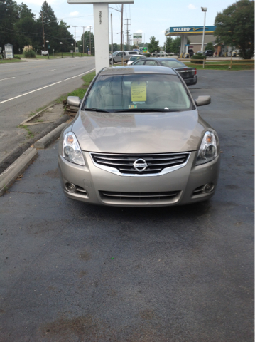 2012 Nissan Altima Pickupslt Quad Cab SWB 4WD 4x4 Truck