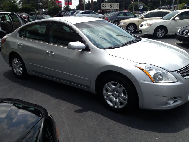 2012 Nissan Altima Pickupslt Quad Cab SWB 4WD 4x4 Truck