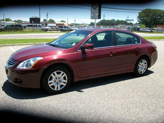 2012 Nissan Altima Pickupslt Quad Cab SWB 4WD 4x4 Truck