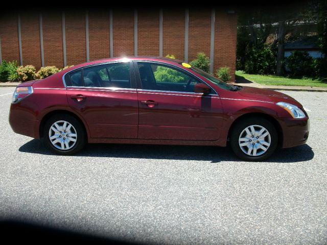 2012 Nissan Altima Pickupslt Quad Cab SWB 4WD 4x4 Truck