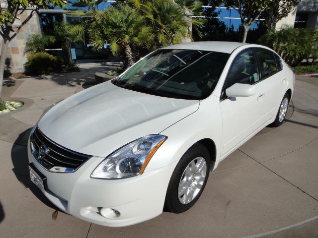 2012 Nissan Altima Unknown