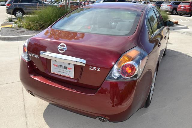 2012 Nissan Altima SLT Pickup 2D 6 1/4 Ft