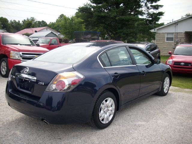 2012 Nissan Altima Pickupslt Quad Cab SWB 4WD 4x4 Truck