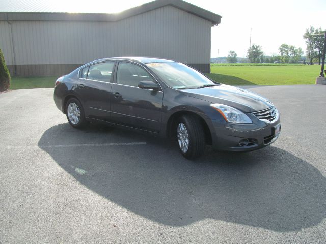 2012 Nissan Altima Pickupslt Quad Cab SWB 4WD 4x4 Truck