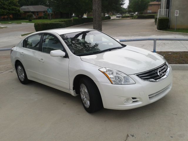 2012 Nissan Altima Pickupslt Quad Cab SWB 4WD 4x4 Truck