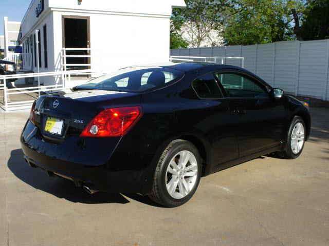 2012 Nissan Altima Pickupslt Quad Cab SWB 4WD 4x4 Truck