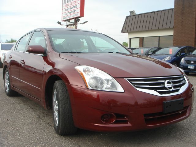 2012 Nissan Altima LS NICE