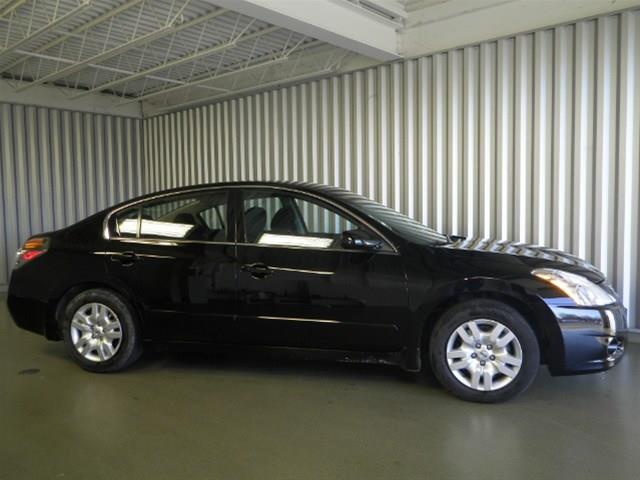 2012 Nissan Altima Pickupslt Quad Cab SWB 4WD 4x4 Truck