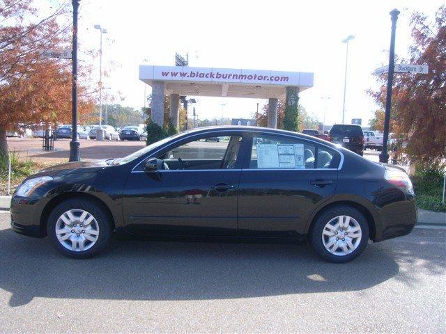 2012 Nissan Altima Unknown