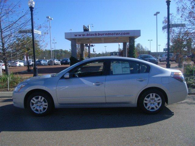 2012 Nissan Altima Unknown