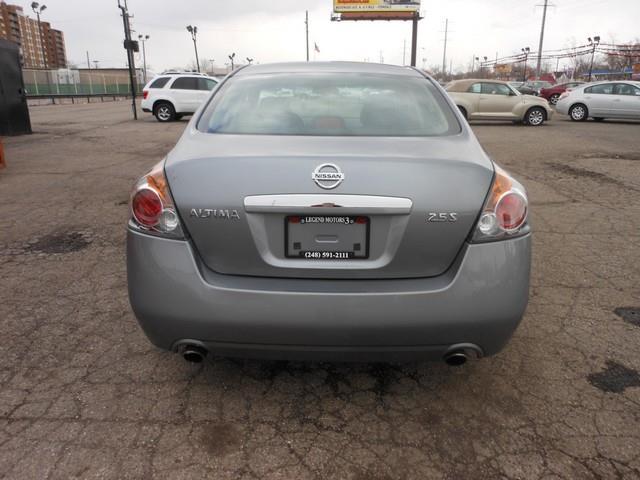 2012 Nissan Altima XR