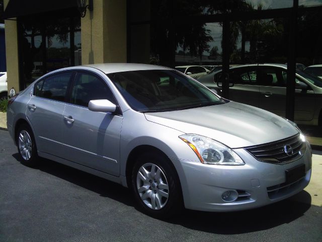 2012 Nissan Altima Pickupslt Quad Cab SWB 4WD 4x4 Truck