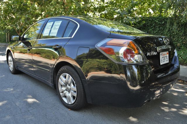 2012 Nissan Altima GS-R