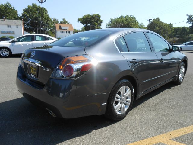 2012 Nissan Altima Pickupslt Quad Cab SWB 4WD 4x4 Truck