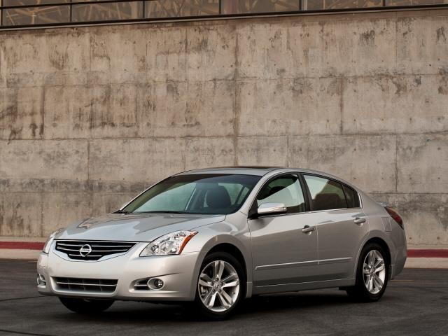 2012 Nissan Altima Laramie Quad Cab 4WD