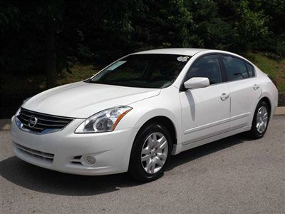 2012 Nissan Altima Pickupslt Quad Cab SWB 4WD 4x4 Truck