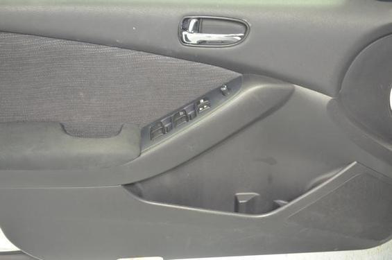 2012 Nissan Altima Unknown