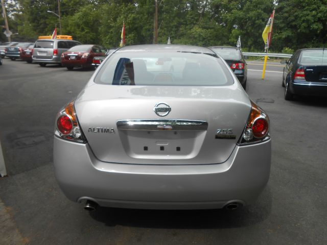 2012 Nissan Altima Pickupslt Quad Cab SWB 4WD 4x4 Truck