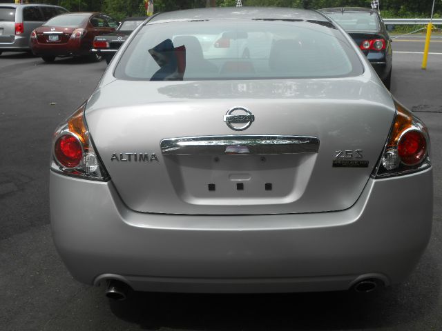 2012 Nissan Altima Pickupslt Quad Cab SWB 4WD 4x4 Truck