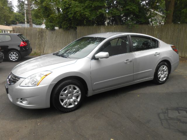 2012 Nissan Altima Pickupslt Quad Cab SWB 4WD 4x4 Truck