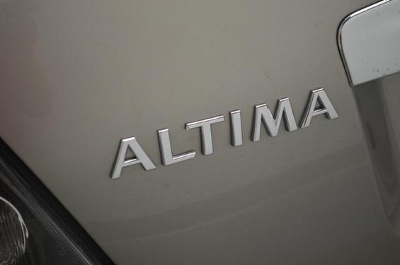 2012 Nissan Altima Unknown