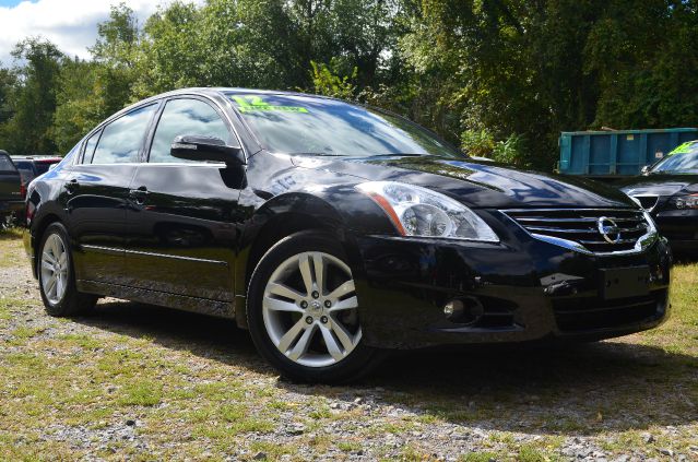 2012 Nissan Altima 4WD Reg Cab 133