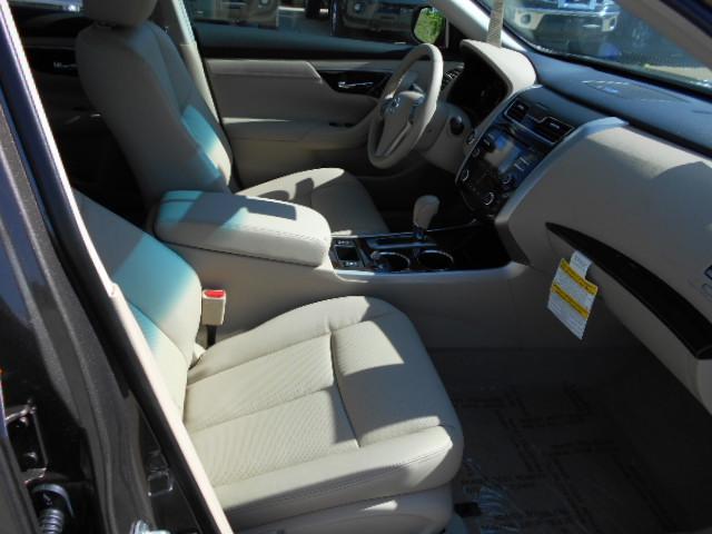 2013 Nissan Altima SLT Quad Cab 2WD