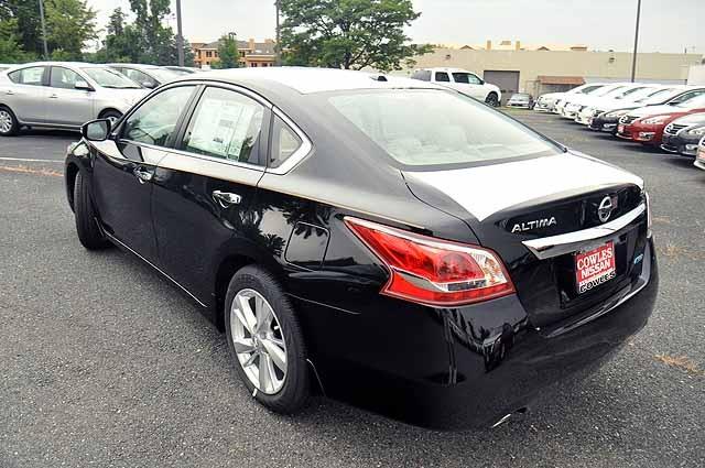 2013 Nissan Altima Crew-short-slt-classic-6.6l Diesel-4wd-1 Owner