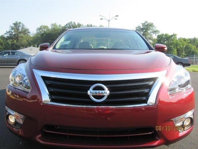 2013 Nissan Altima Regular Cab 4-wheel Drive Work Truck