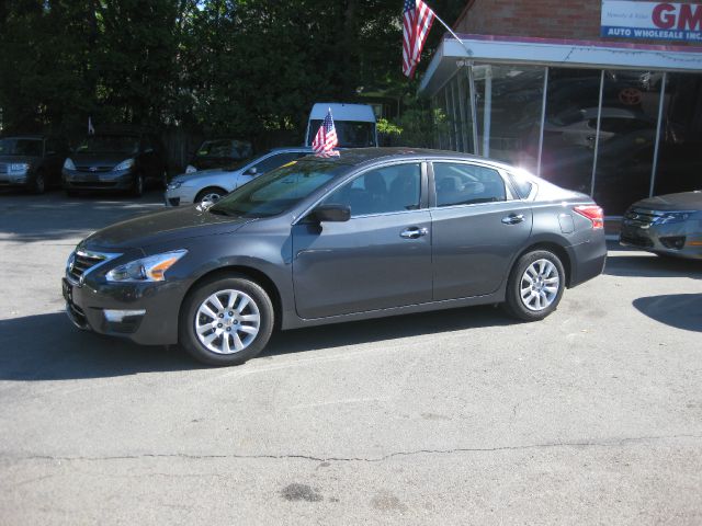 2013 Nissan Altima Pickupslt Quad Cab SWB 4WD 4x4 Truck