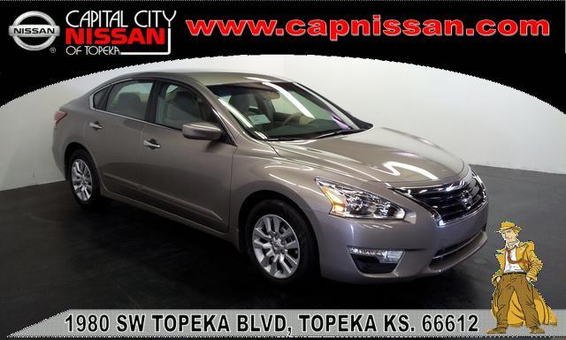 2013 Nissan Altima Pickupslt Quad Cab SWB 4WD 4x4 Truck